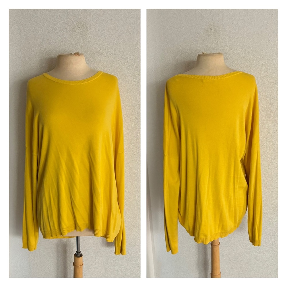 United Colors of Benetton yellow sweater